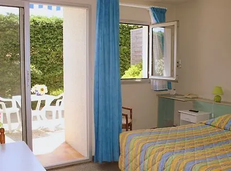 Hotel Logis De La 3*