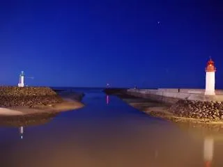 海滨公寓酒店