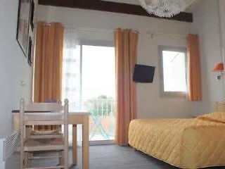 海滨公寓酒店 3* 拉康提内勒